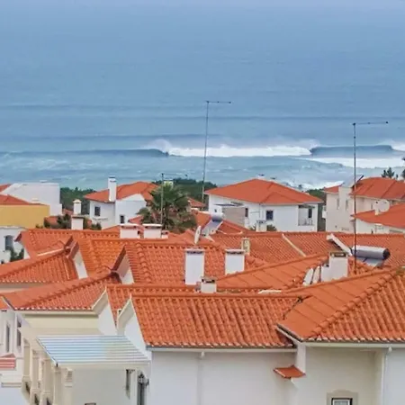 Daire Marnix's Nazaré
